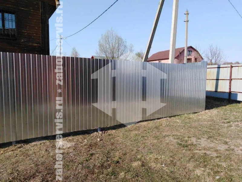 Оцинкованный забор из профнастила 80 метров