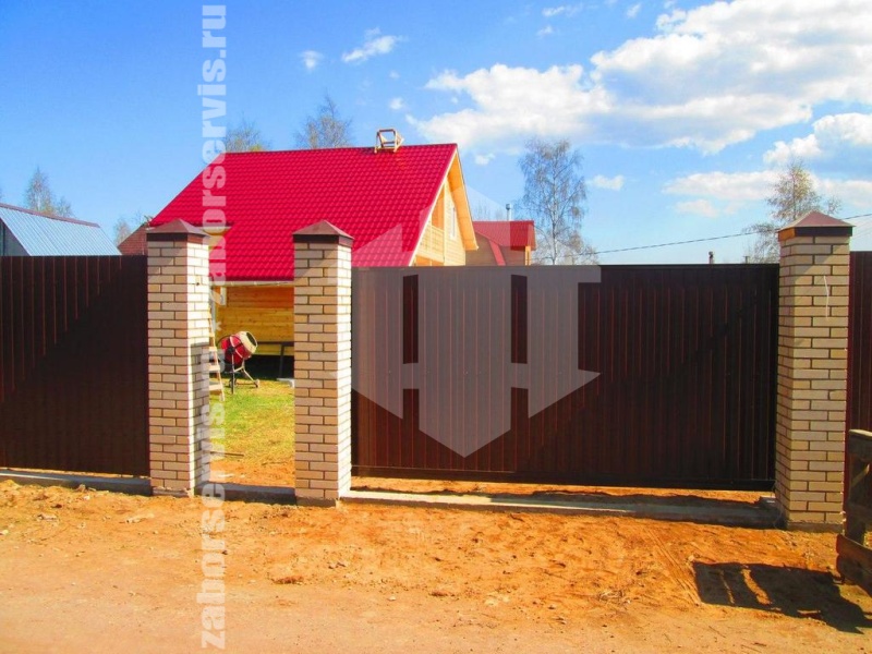 Забор из профнастила на ленточном фундаменте 54 метра